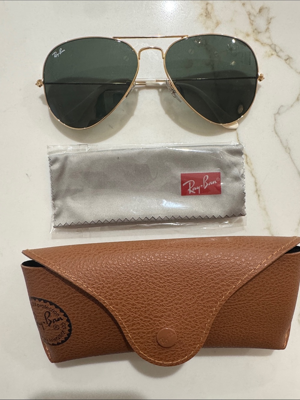 Ray-Ban Women's Gold Aviator Sunglasses with Dark Green Lenses- NEVER WORN